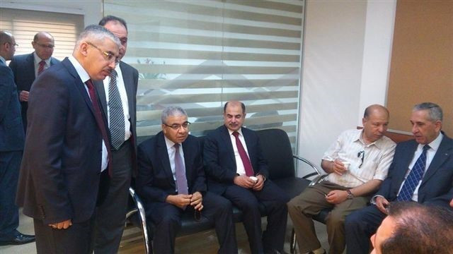 تجديد فرع البنك بمدينة الخليل